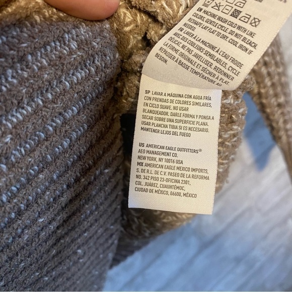 American Eagle Warm knitted‎ sweater Size Small - Picture 6 of 8